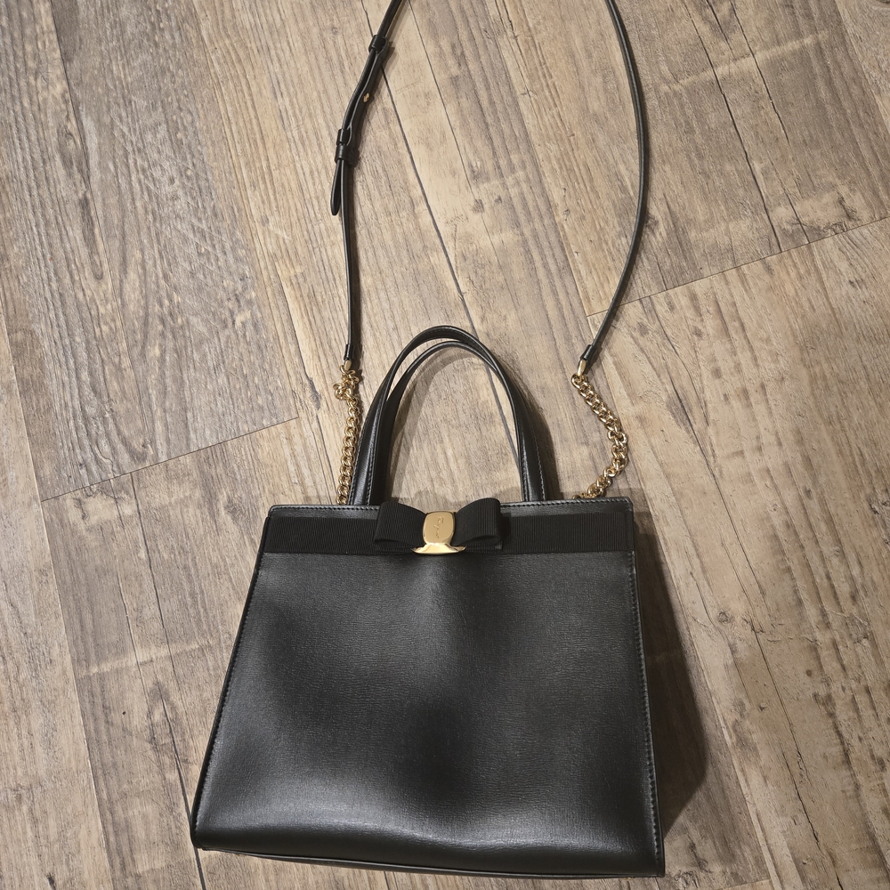 Salvatore Ferragamo Vara Bow Medium Tote